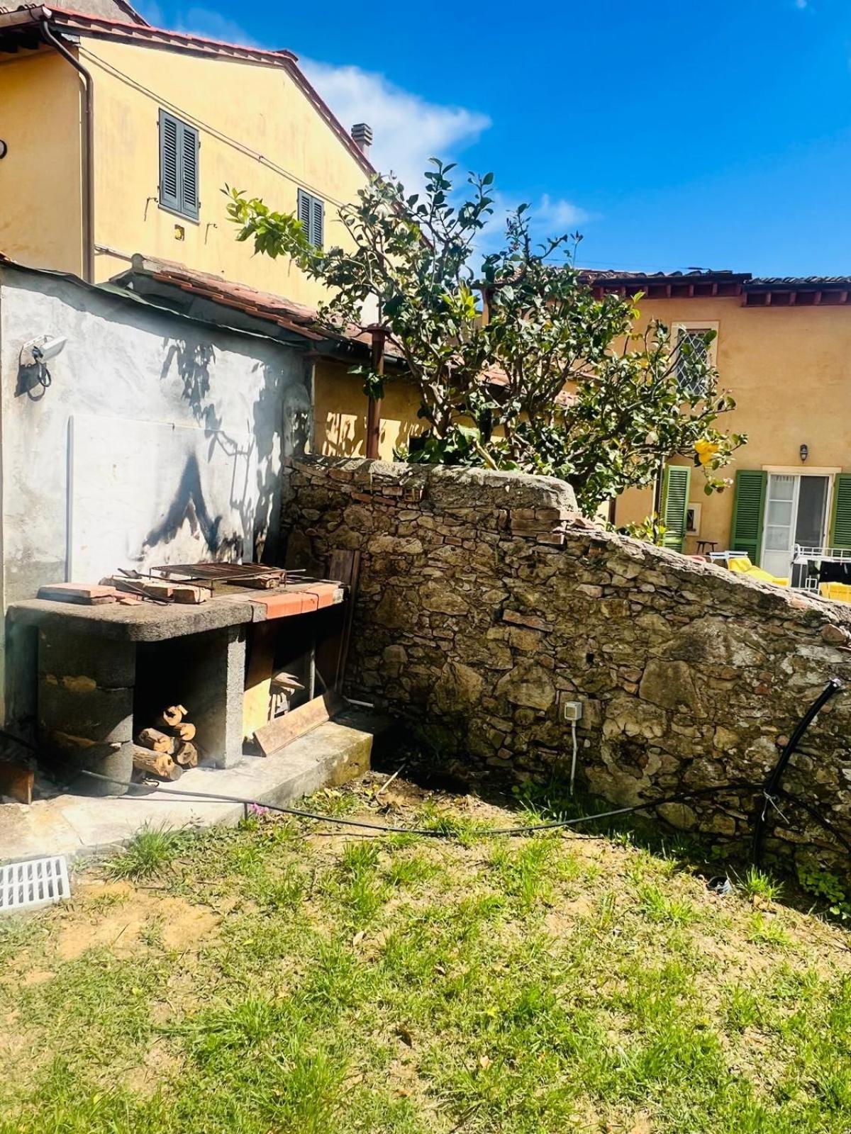 Villa Ciliegia Di Lari - Attico Exterior foto